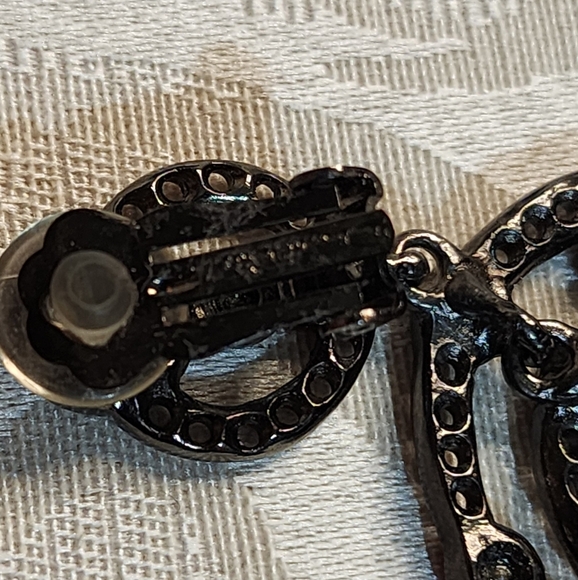 OSCAR DE LA RENTA Vintage 80s Clip On SINGLE 1PC. Earring - Picture 6 of 9